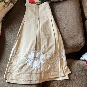 Women’s Merona tan skirt-sz-10